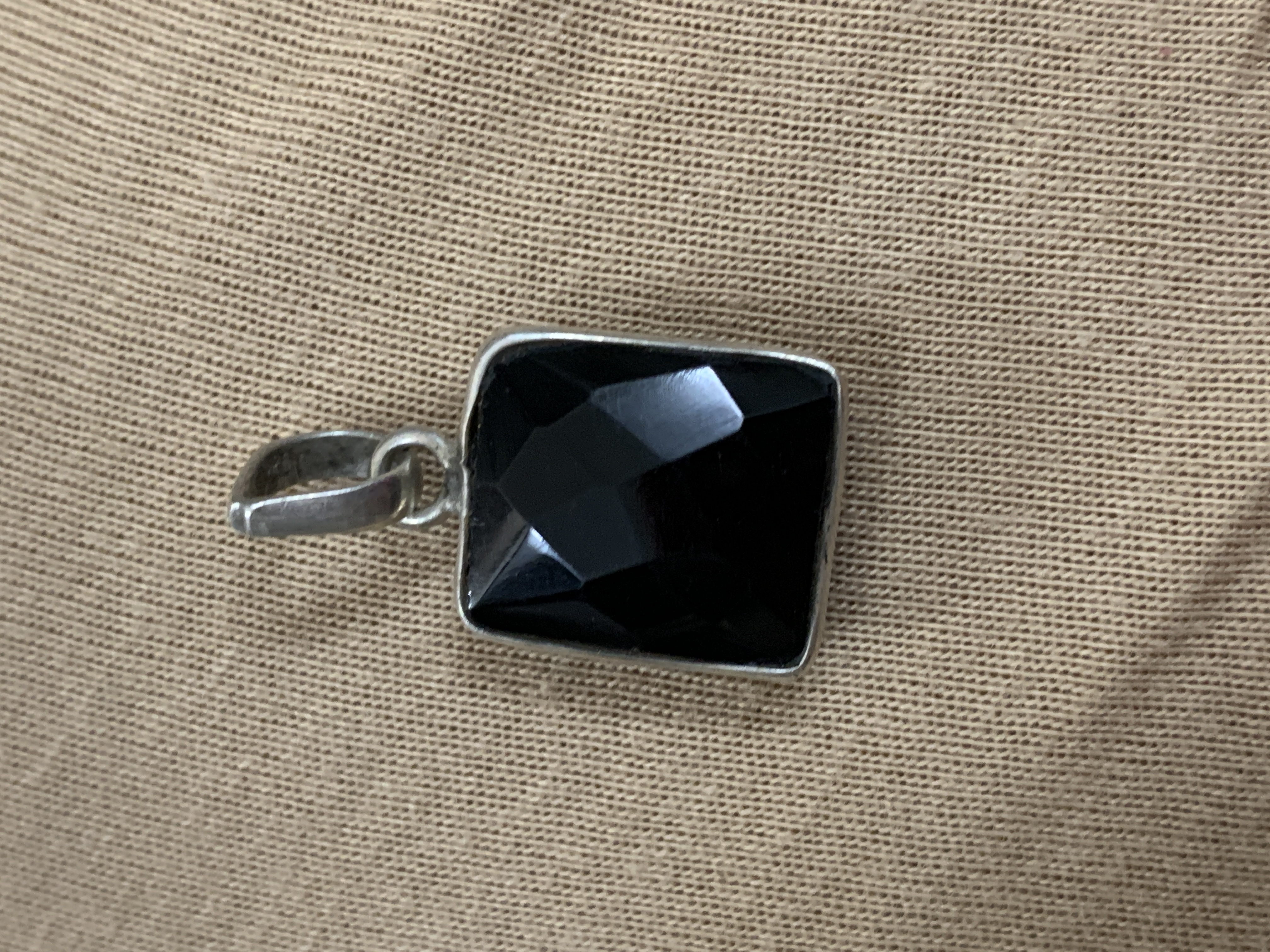 Black Onyx Silver Pendant 